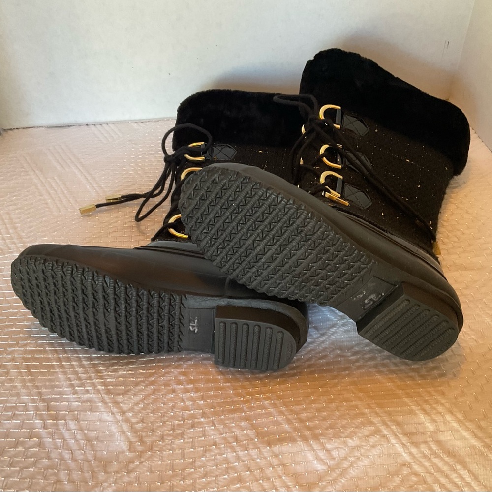 INC Winter boots - Picture 3 of 5